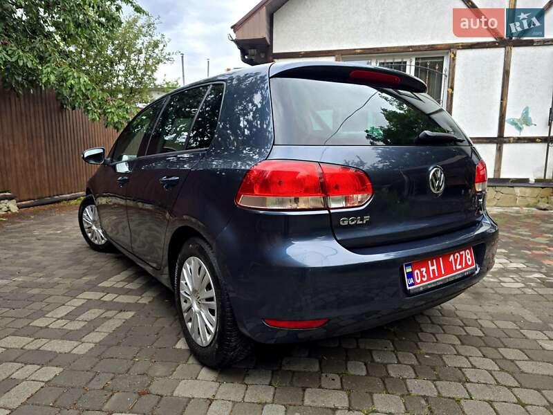Хетчбек Volkswagen Golf 2009 в Полтаві
