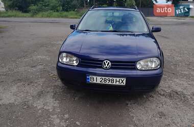 Универсал Volkswagen Golf 2001 в Валках