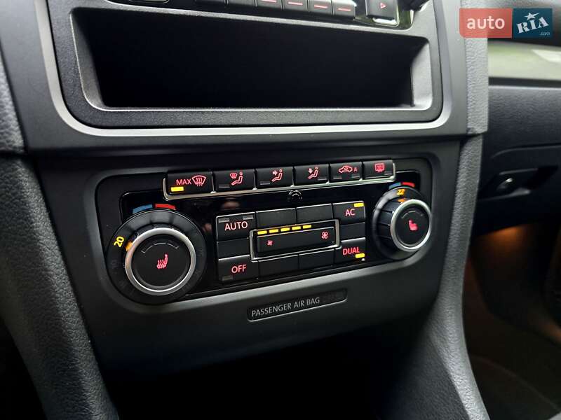 Хетчбек Volkswagen Golf 2009 в Полтаві