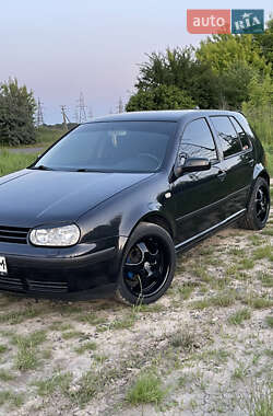 Хэтчбек Volkswagen Golf 1999 в Луцке