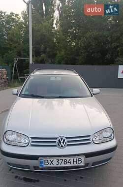 Универсал Volkswagen Golf 2002 в Каменец-Подольском