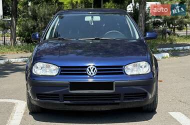Хетчбек Volkswagen Golf 2001 в Одесі