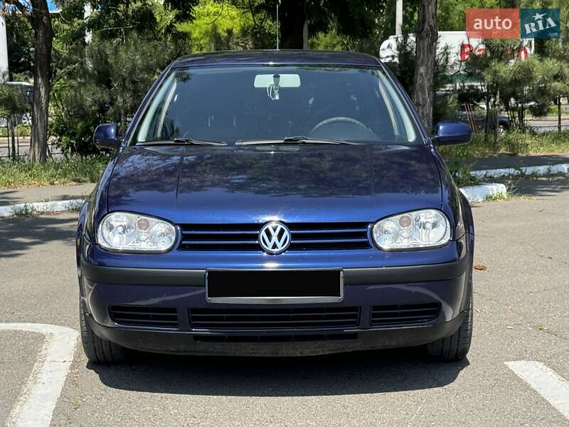 Volkswagen Golf 2001