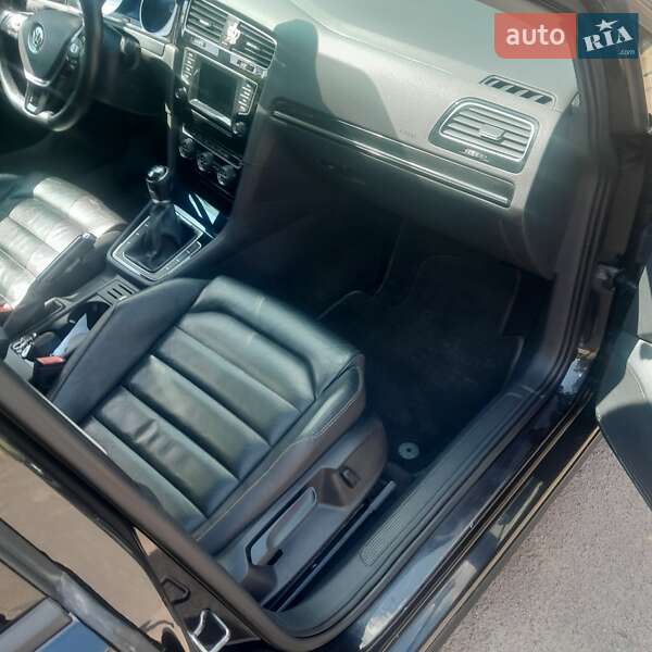 Хэтчбек Volkswagen Golf 2014 в Чернигове фото 7 Хэтчбек Volkswagen Golf 2014 в Чернигове