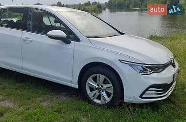 Хэтчбек Volkswagen Golf 2022 в Киеве