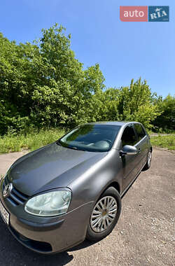 Хэтчбек Volkswagen Golf 2005 в Белой Церкви