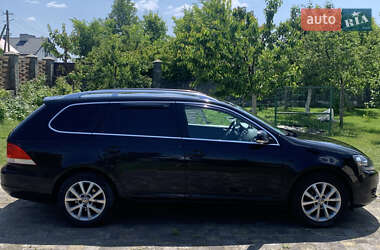 Универсал Volkswagen Golf 2011 в 