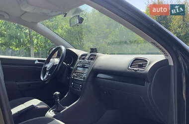 Универсал Volkswagen Golf 2011 в 