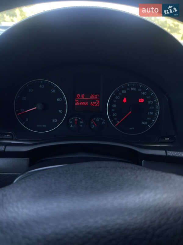 Універсал Volkswagen Golf 2008 в Львові
