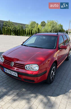 Универсал Volkswagen Golf 2002 в Ильинцах