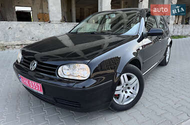 Хэтчбек Volkswagen Golf 2002 в Тернополе