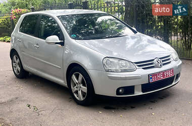 Хэтчбек Volkswagen Golf 2008 в 