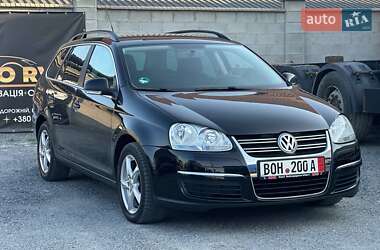 Универсал Volkswagen Golf 2009 в Ровно