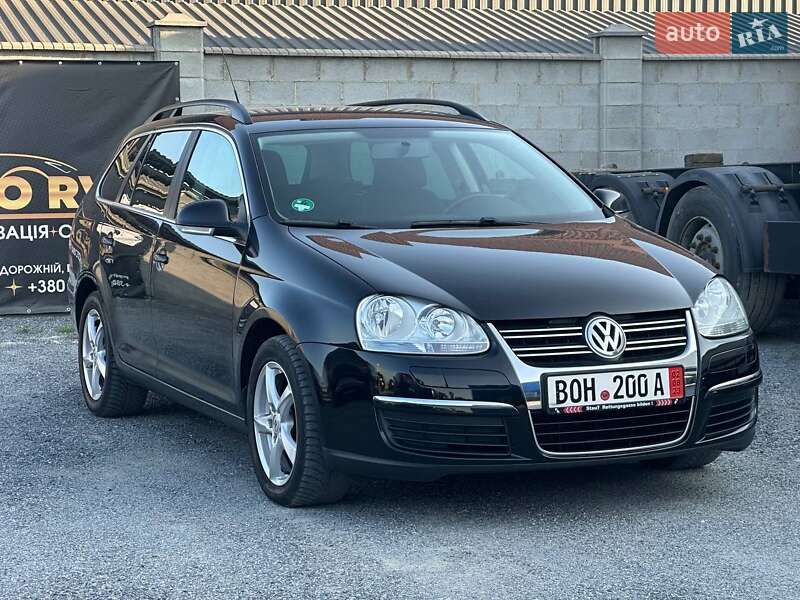 Универсал Volkswagen Golf 2009 в Ровно