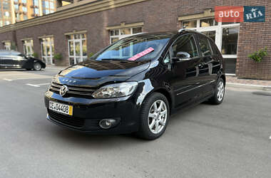 Хетчбек Volkswagen Golf 2010 в Києві