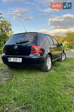 Хетчбек Volkswagen Golf 1998 в 