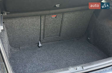 Хэтчбек Volkswagen Golf 2007 в 