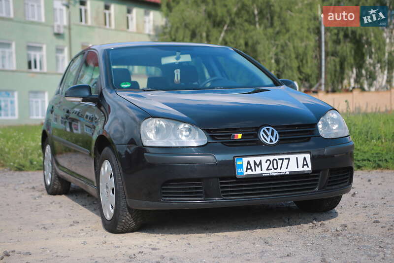 Хетчбек Volkswagen Golf 2003 в Бердичеві