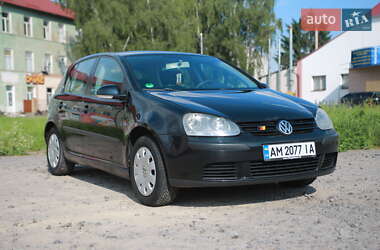Хэтчбек Volkswagen Golf 2003 в Бердичеве