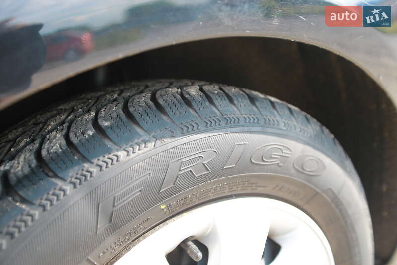 Хетчбек Volkswagen Golf 2003 в Бердичеві