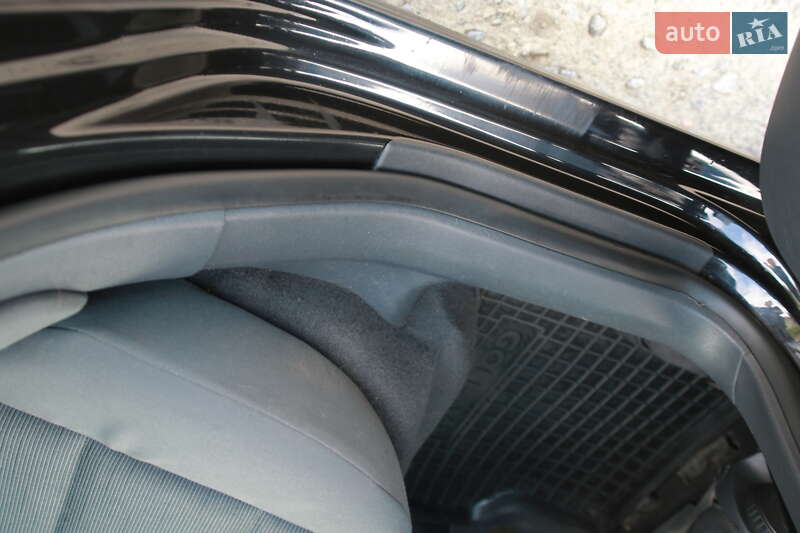 Хетчбек Volkswagen Golf 2003 в Бердичеві