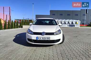 Универсал Volkswagen Golf 2010 в Киеве