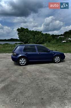 Хетчбек Volkswagen Golf 2003 в Сквирі