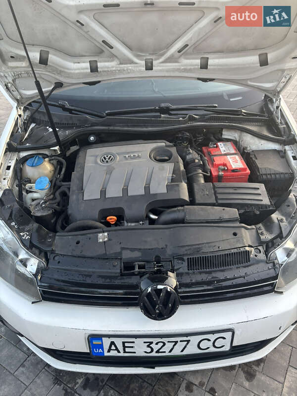 Хетчбек Volkswagen Golf 2012 в Кривому Розі