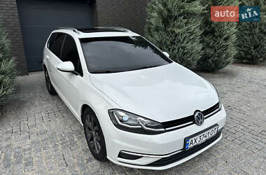 Универсал Volkswagen Golf 2017 в Харькове