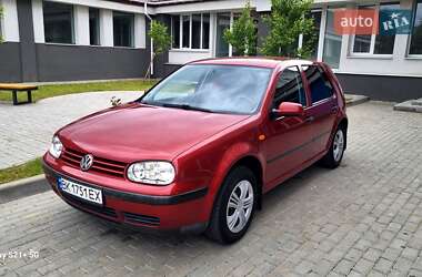 Хэтчбек Volkswagen Golf 1998 в Луцке