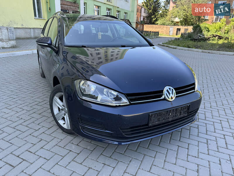 Универсал Volkswagen Golf 2015 в 