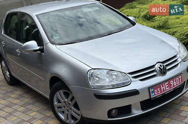 Хетчбек Volkswagen Golf 2008 в Дніпрі