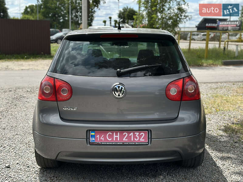 Хетчбек Volkswagen Golf 2007 в Вінниці