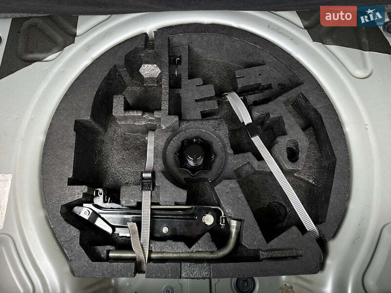 Хетчбек Volkswagen Golf 2007 в Вінниці