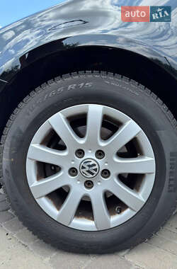 Хэтчбек Volkswagen Golf 2007 в 