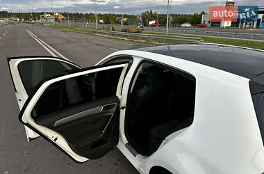 Хэтчбек Volkswagen Golf 2013 в 