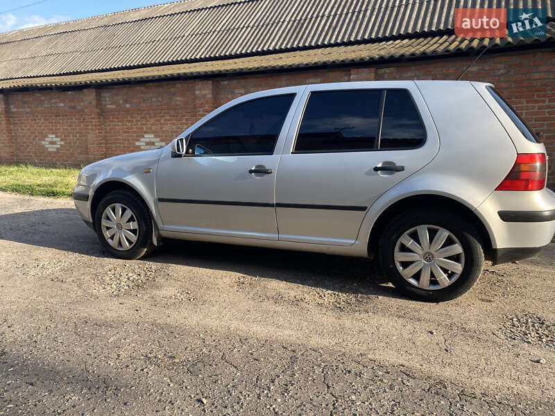 Volkswagen Golf 1999