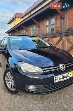 Хетчбек Volkswagen Golf 2009 в Тисмениці