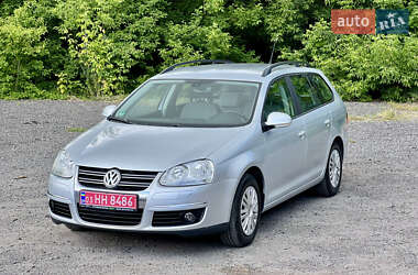Універсал Volkswagen Golf 2008 в Вінниці