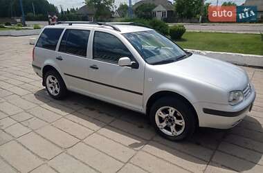 Універсал Volkswagen Golf 2000 в Ратному