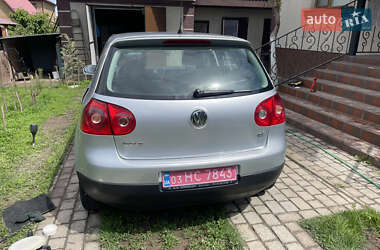 Хэтчбек Volkswagen Golf 2007 в 