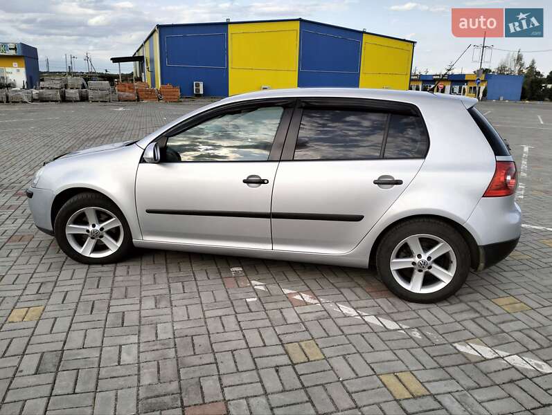 Volkswagen Golf 2005
