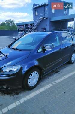Хэтчбек Volkswagen Golf 2007 в Жовкве