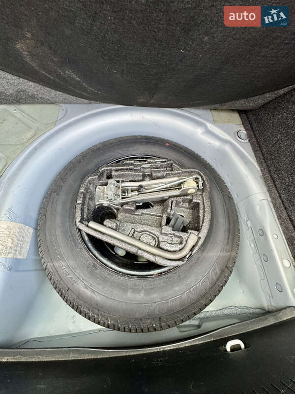 Хэтчбек Volkswagen Golf 2000 в Луцке