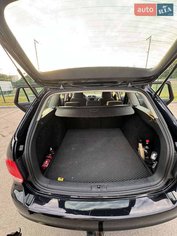 Универсал Volkswagen Golf 2011 в Ивано-Франковске