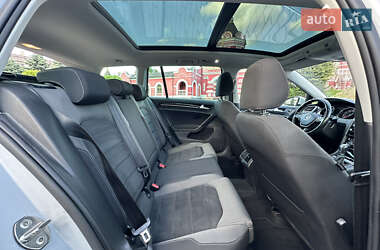 Универсал Volkswagen Golf 2017 в 