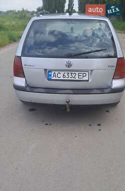 Універсал Volkswagen Golf 2000 в 