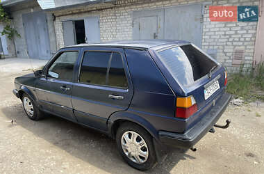 Хэтчбек Volkswagen Golf 1988 в 