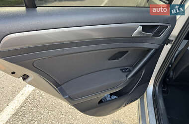 Универсал Volkswagen Golf 2014 в 