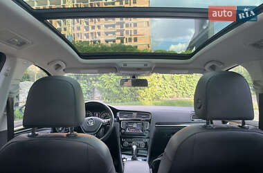 Универсал Volkswagen Golf 2015 в 
